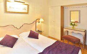 Hotel Unic Renoir Saint Germain 3*